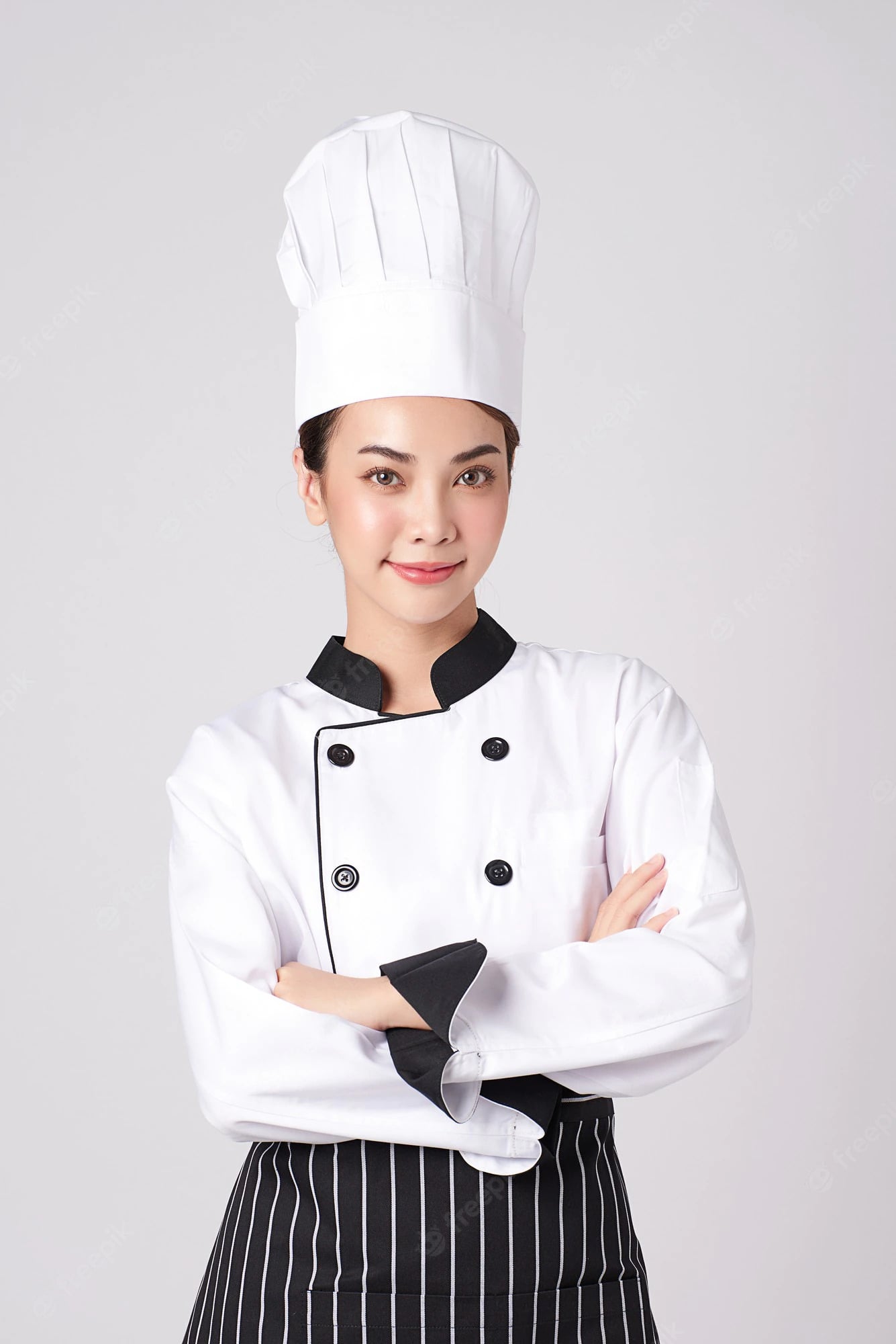 beautiful-young-asian-woman-chef_65293-7037-min.jpg